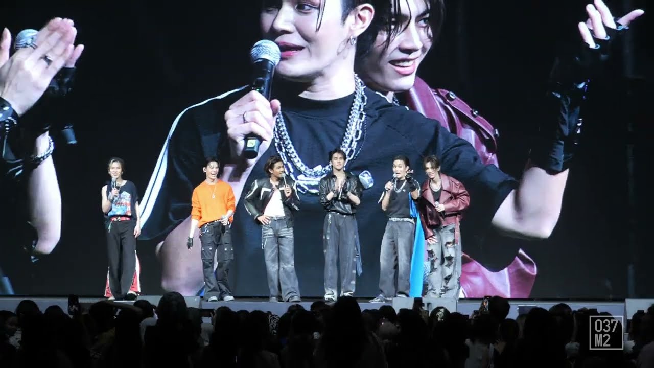 DVI @ THE WONDER POP CONCERT, MCC Hall The Mall Life Store Bangkapi [Full Fancam 4K 60p] 2301210