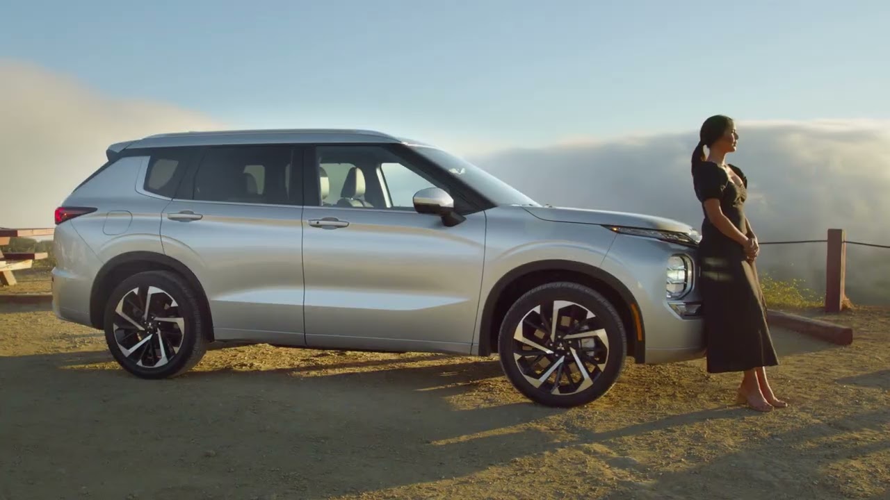 The 2023 Mitsubishi Outlander makes life&nbsp;better.
