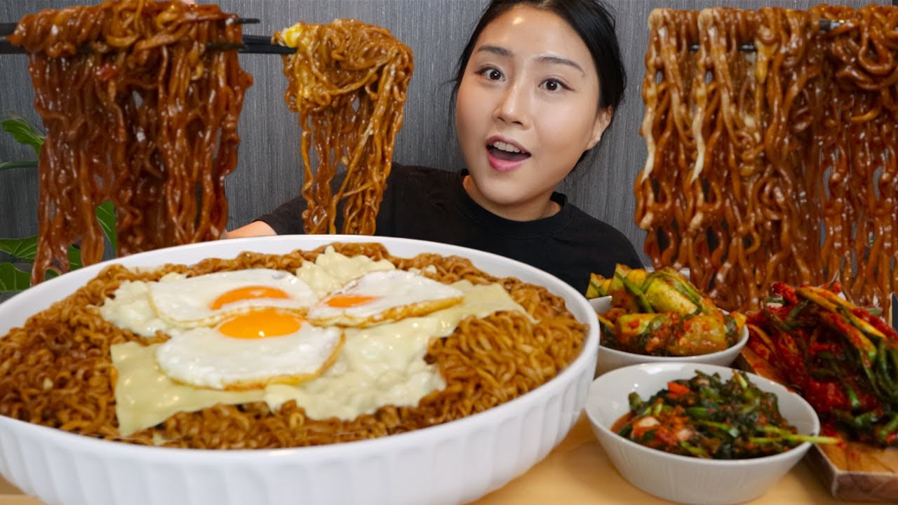 MUKBANG) 짜계치🍜🍳🧀 짜파게티 5봉 계란 치즈 파김치 오이소박이 먹방 Jjapaghetti real sound asmr eating