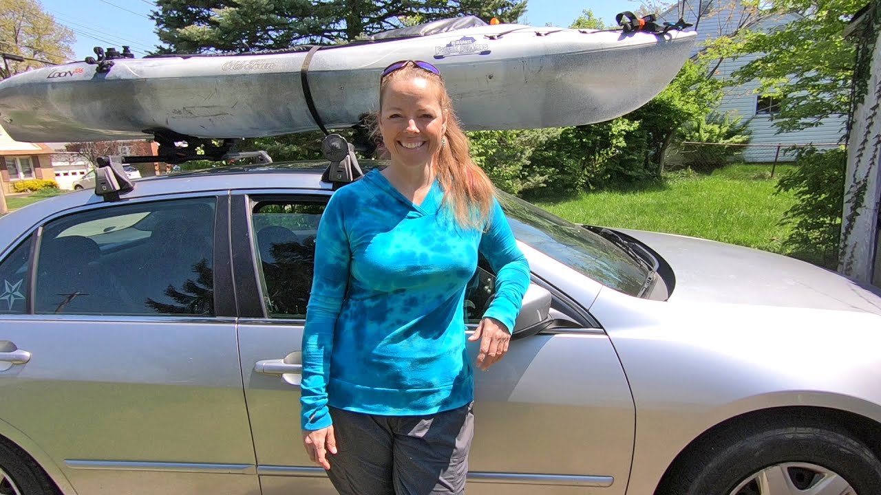 Easy solo Loading & Unloading Kayak on Car Top Rack with Yakima BoatLoader Bar