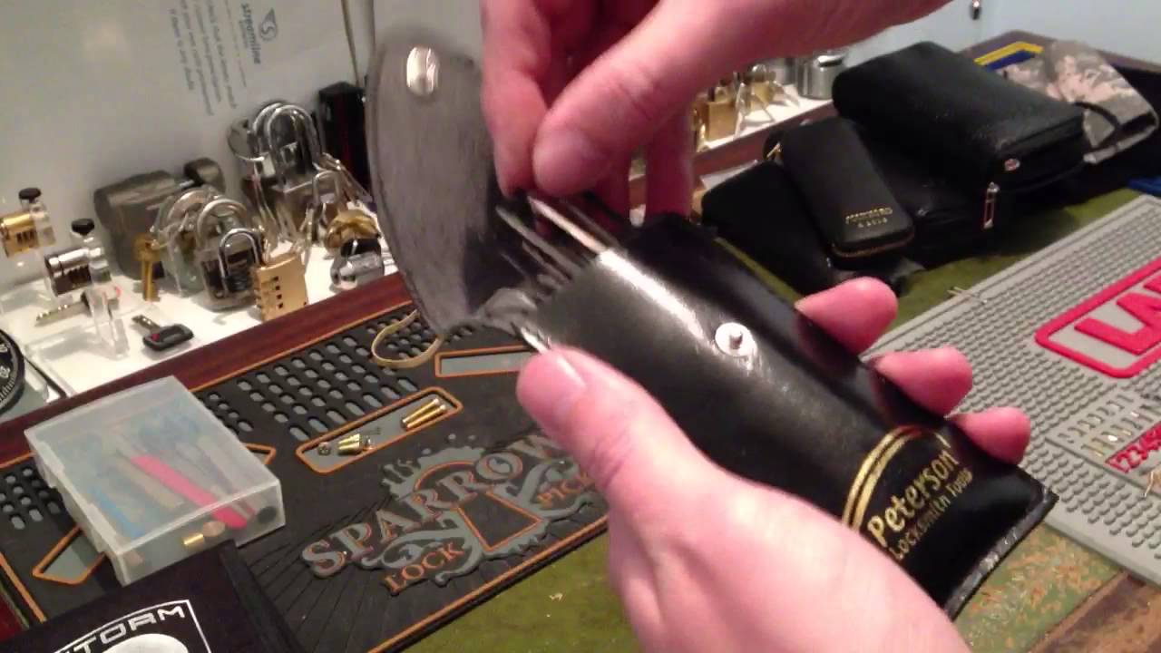 mechs lockpicks for pin tumblers!