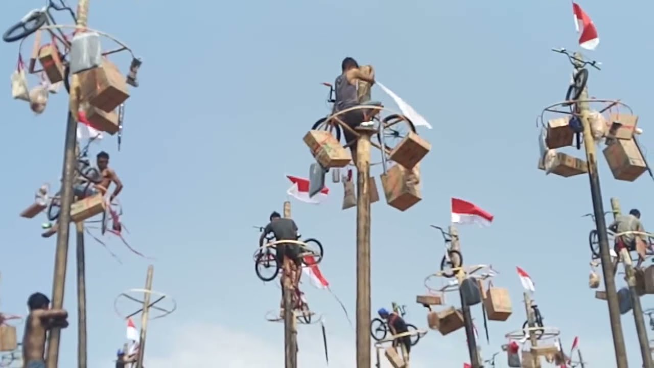 PANJAT PINANG 17 AGUSTUS TERMEGAH DI ANCOL