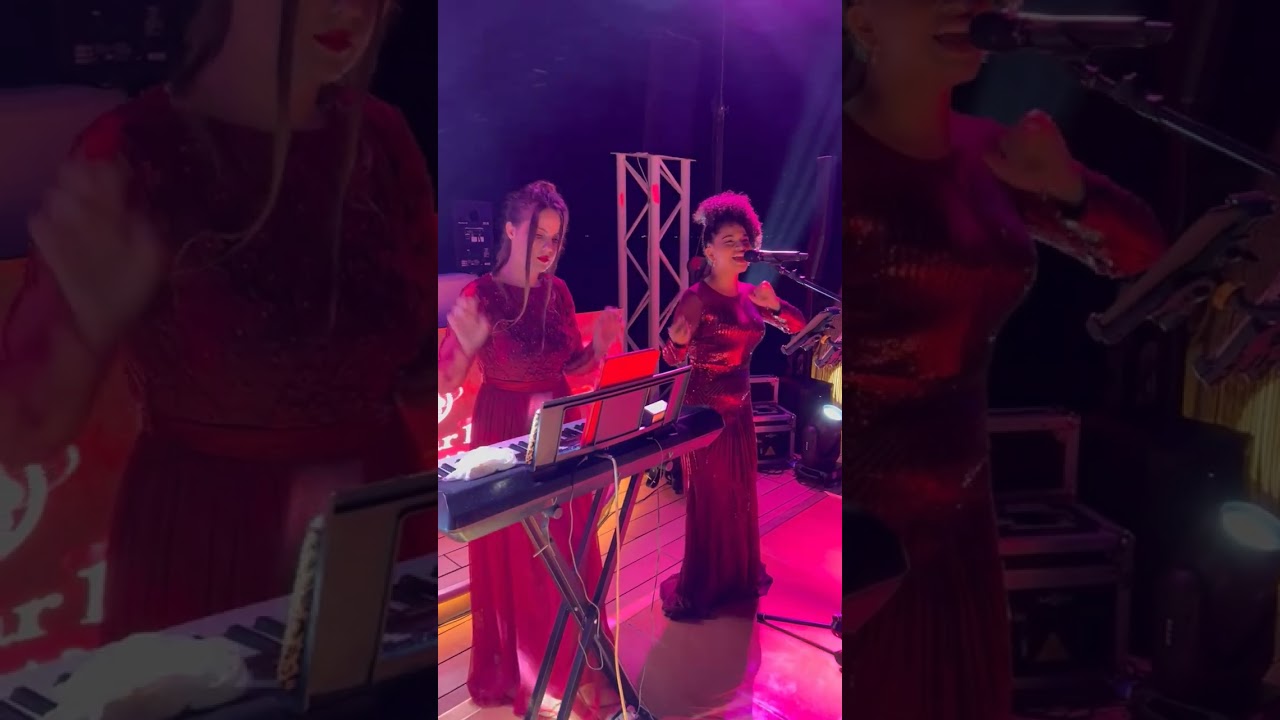Dubai duo, pianist and singer #dubaimusicians #dubaisinger #latinsinger ##uaeevents