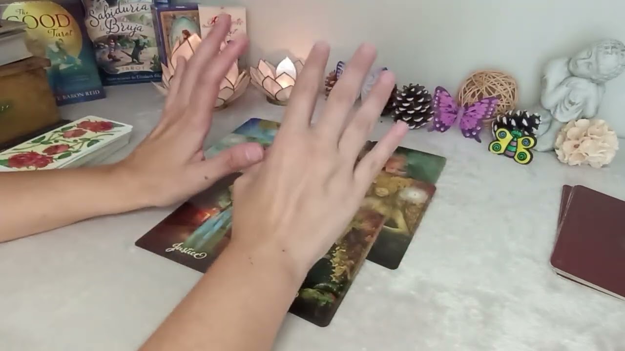 🦋¿Cómo me ve? ¿Qué le gusta/no le gusta de mí?🦋 Tarot interactivo