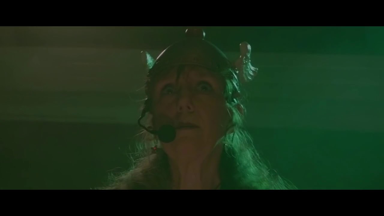 The Space Lady - I HAD TOO MUCH TO DREAM LAST NIGHT (live)