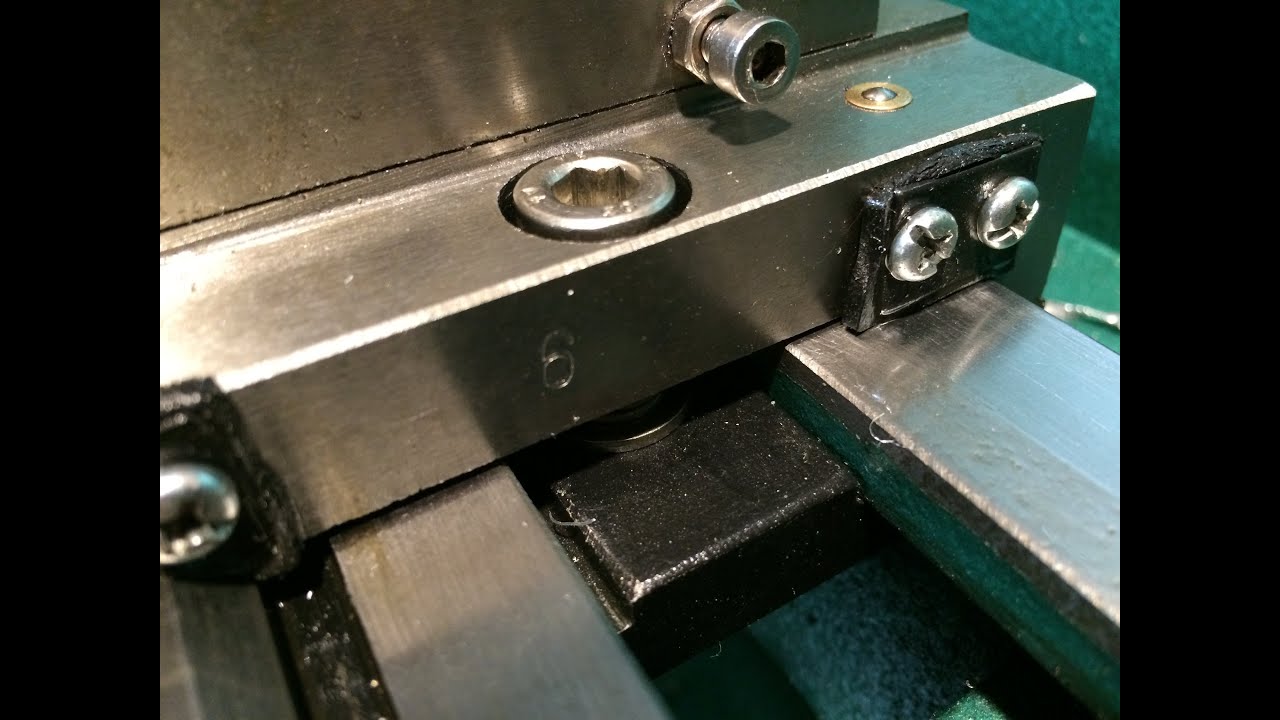 Simple Carriage Lock For The Mini Lathe