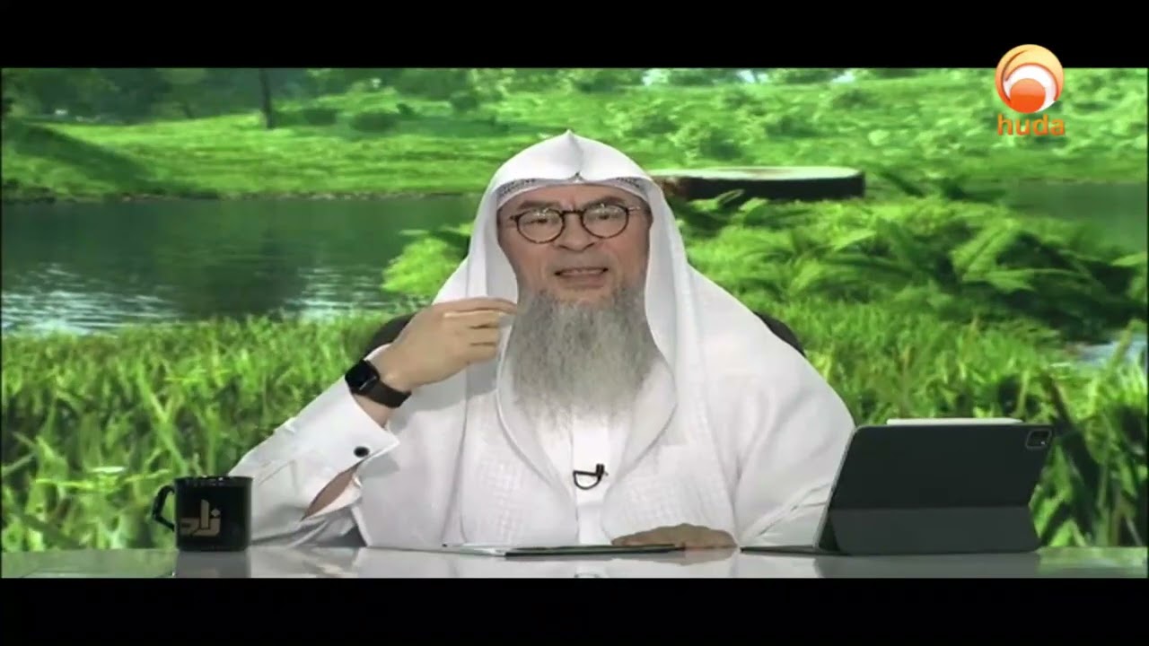 Funny ... Is it permissible to eat the meat of alligators and crocodiles ?  Sheikh Assim Al Hakeem