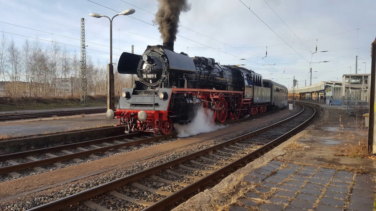 BR 35 (35 1097-1) Ins Erzgebirge (Cranzahl) als DPE 62147 - Zwickau (S) Hbf.