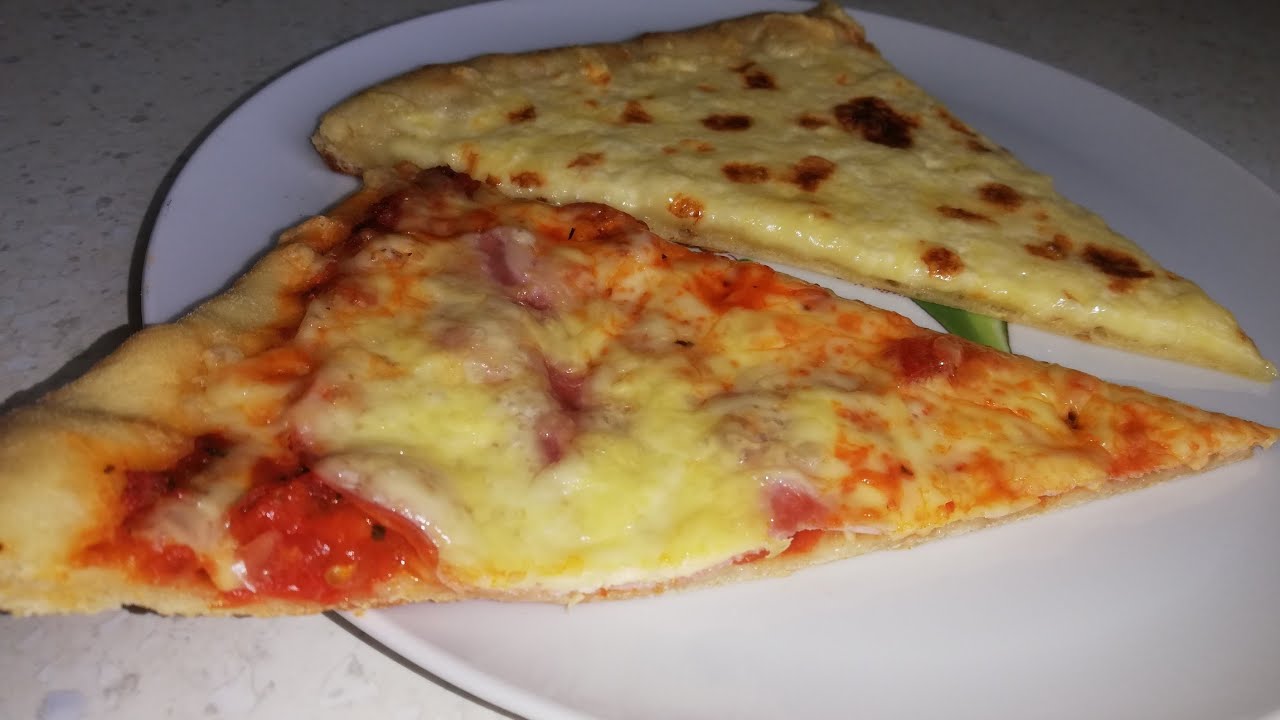 Pizza / @Jana C.
