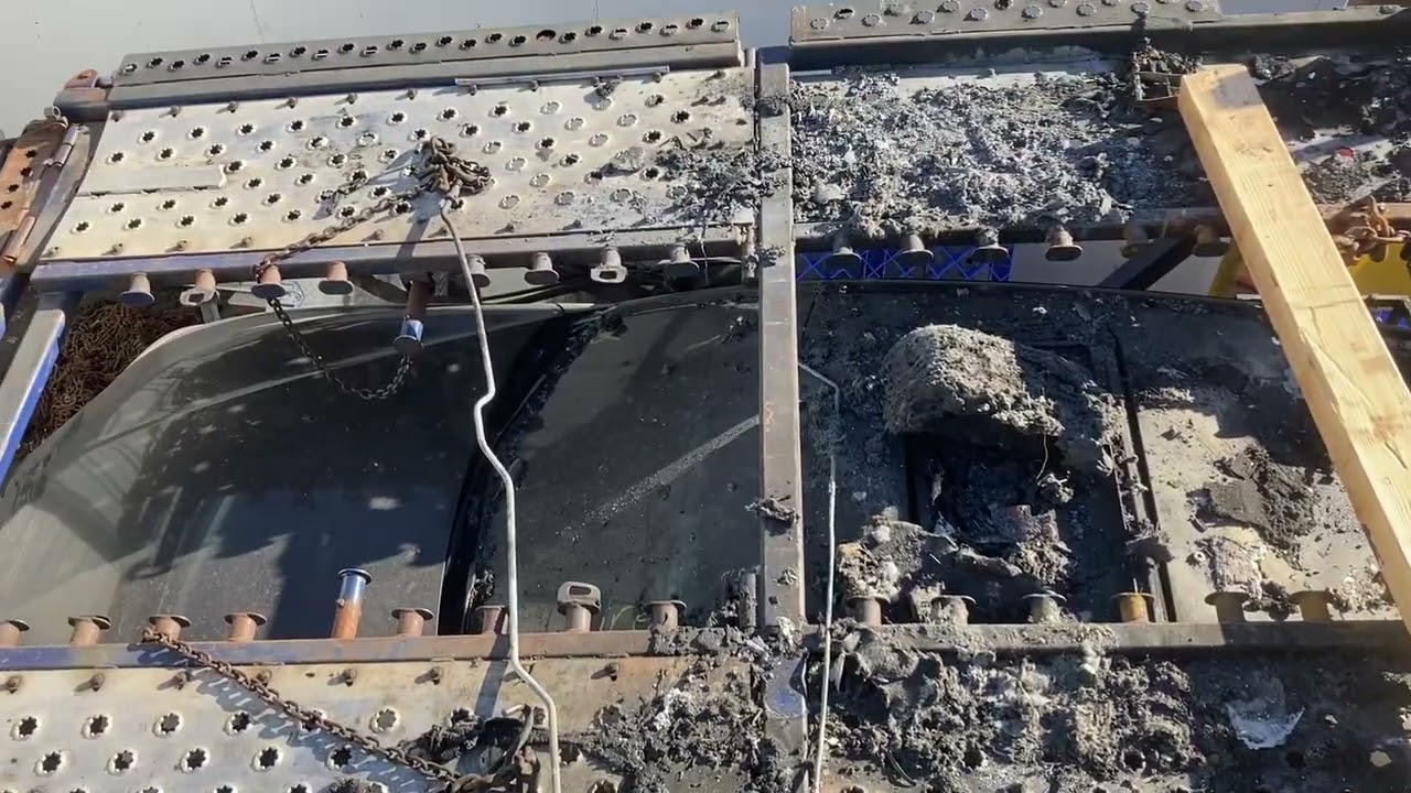 Showing off my secret weapon at the tow yard. 