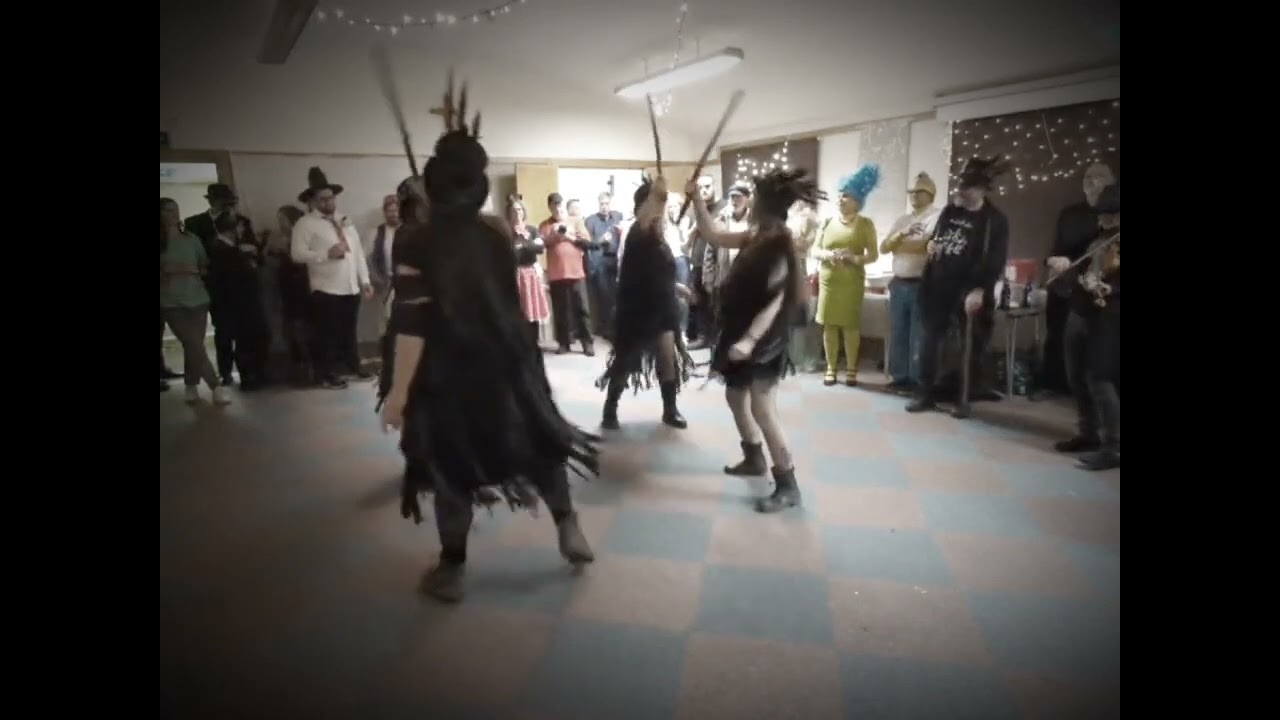 Raggedstone dance Cwn Annwn at Richards 60th Birthday 17.11.23