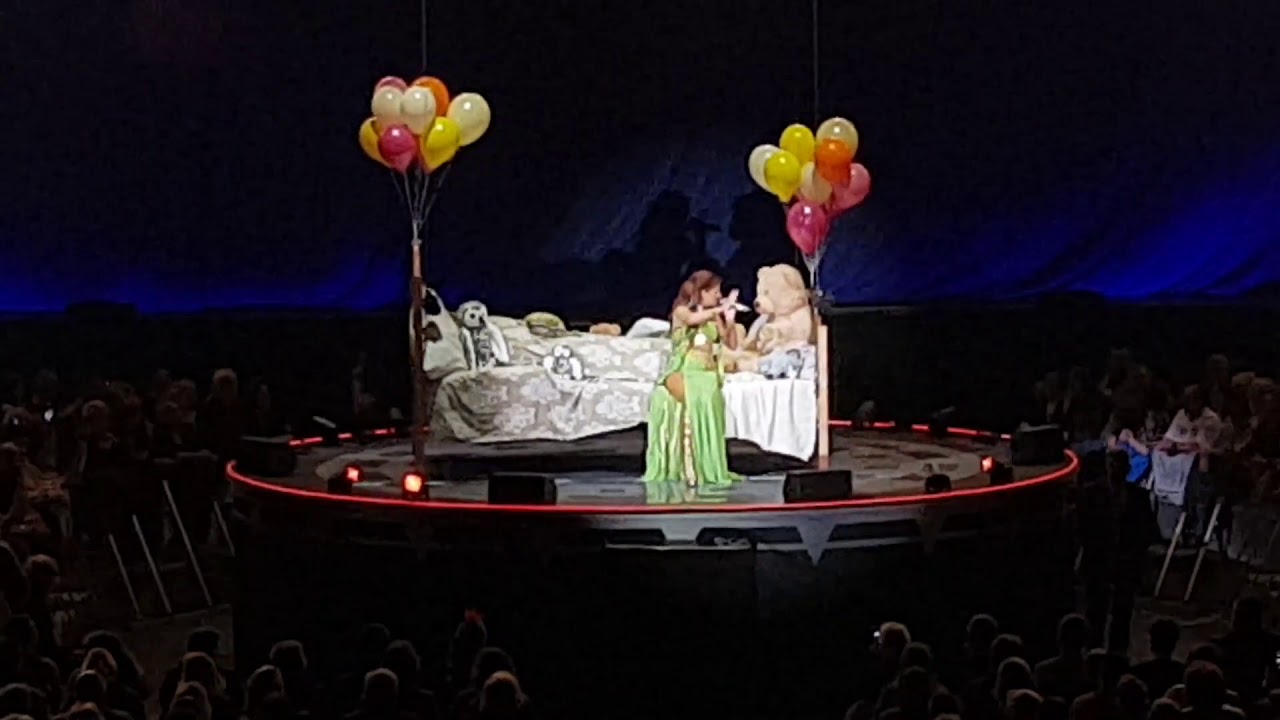 Andrea Berg Live Mosaik Stadion Tour 08.03.2020 Regensburg Donau Arena ganzes Video