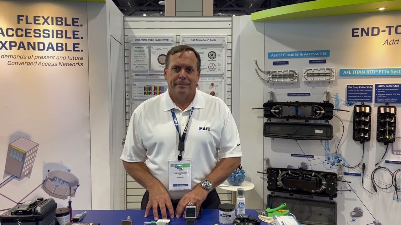 Tom is at #SCTE #CableTec 2022 talking splicers and test equipment.