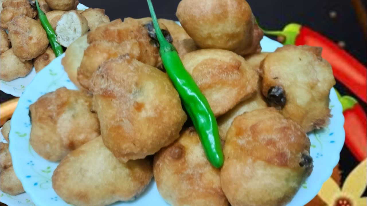 सुपर टेस्टी चटपटे दार गुलगुला बनाने का नया तरीका 😱 nai recipe #easyrecipe #cooking | aata ka gulgula