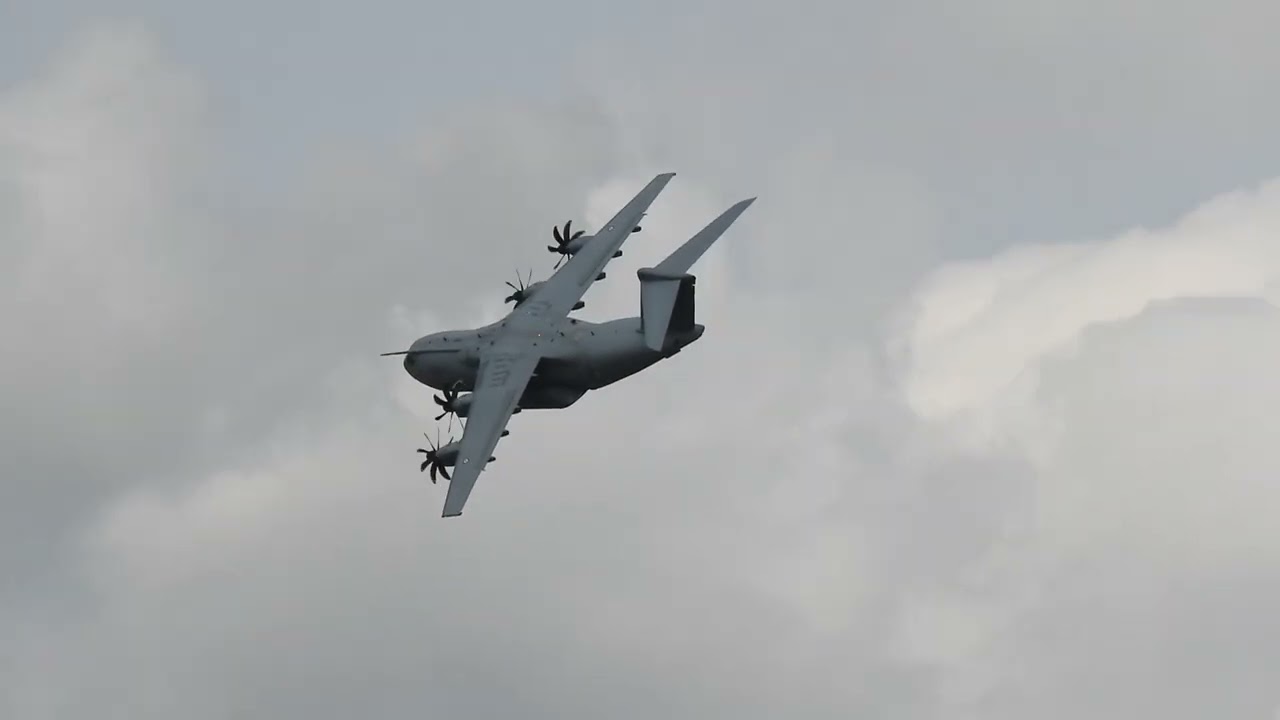 A400M displaying at La Ferte Alais
