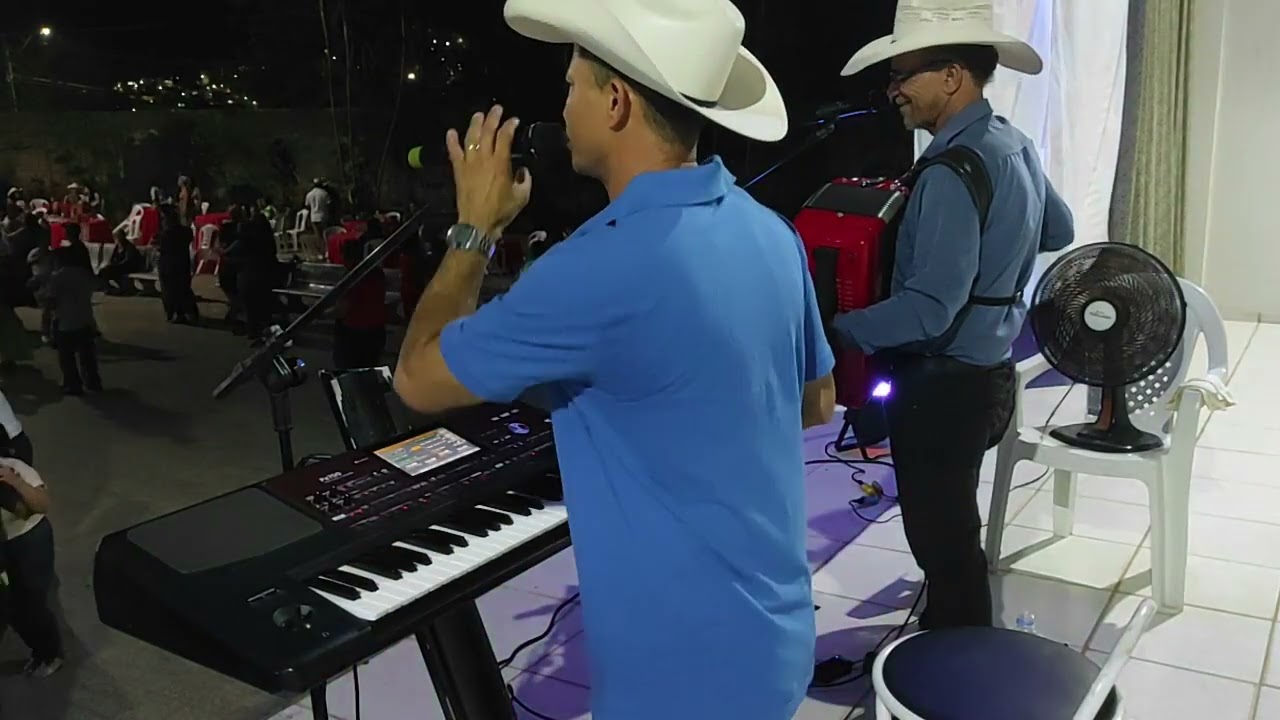 Nheco Vare Fu#Garanhãodamadrugada#Terceiraidade Roda Viva@bruninhodoforróoriginal
