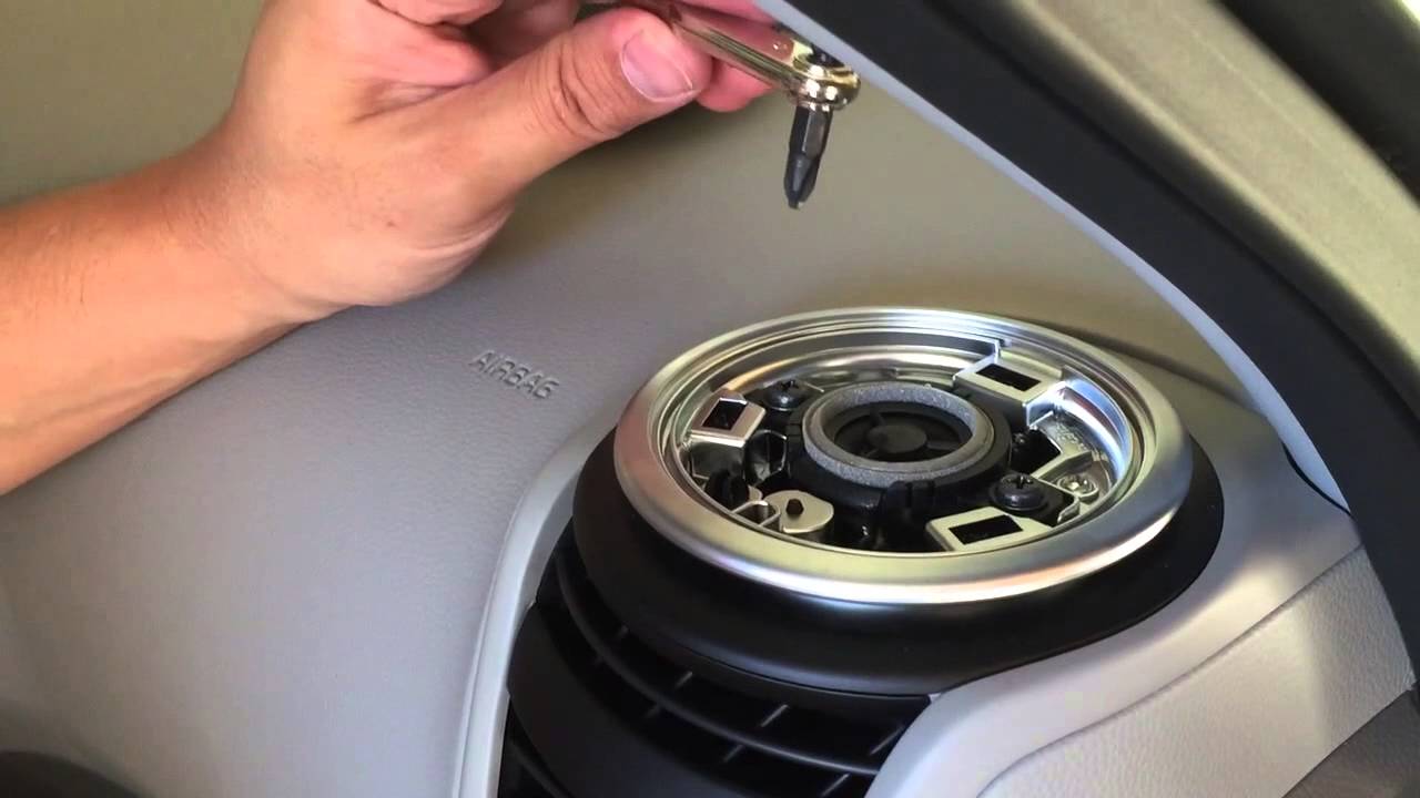 Kia Soul (2nd Gen) Grill & Tweeter Removal