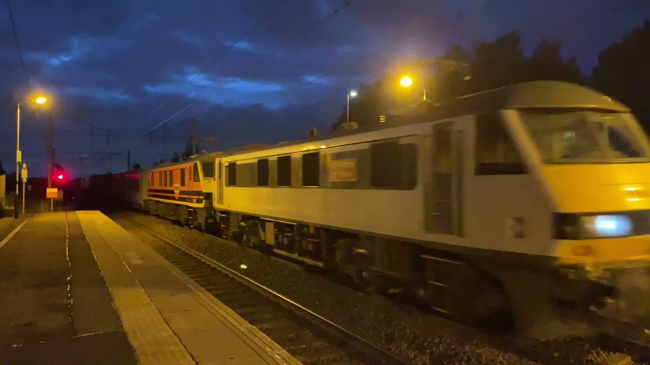 Trains at Wishaw 20/09/2021 4K