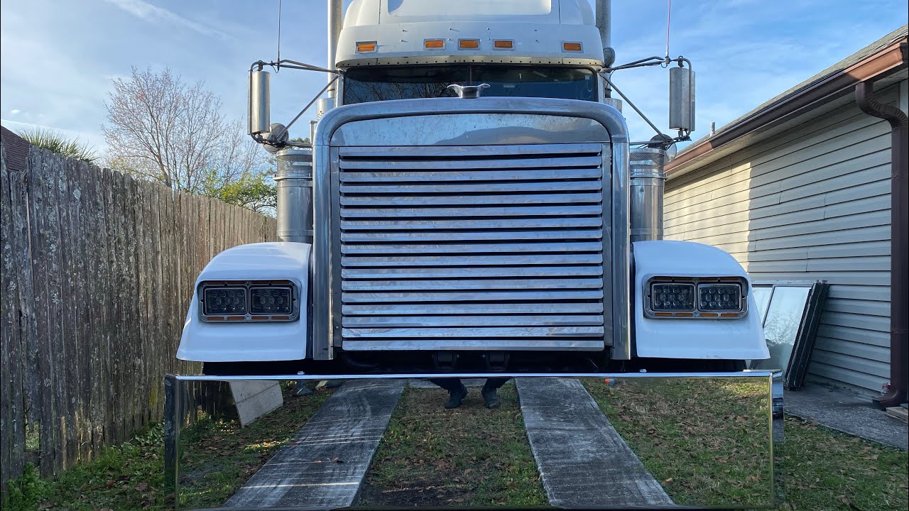 NEW 20 INCH LINCOLN CHROME BLIND MOUNT BUMPER INSTALL ON THE CLASSIC