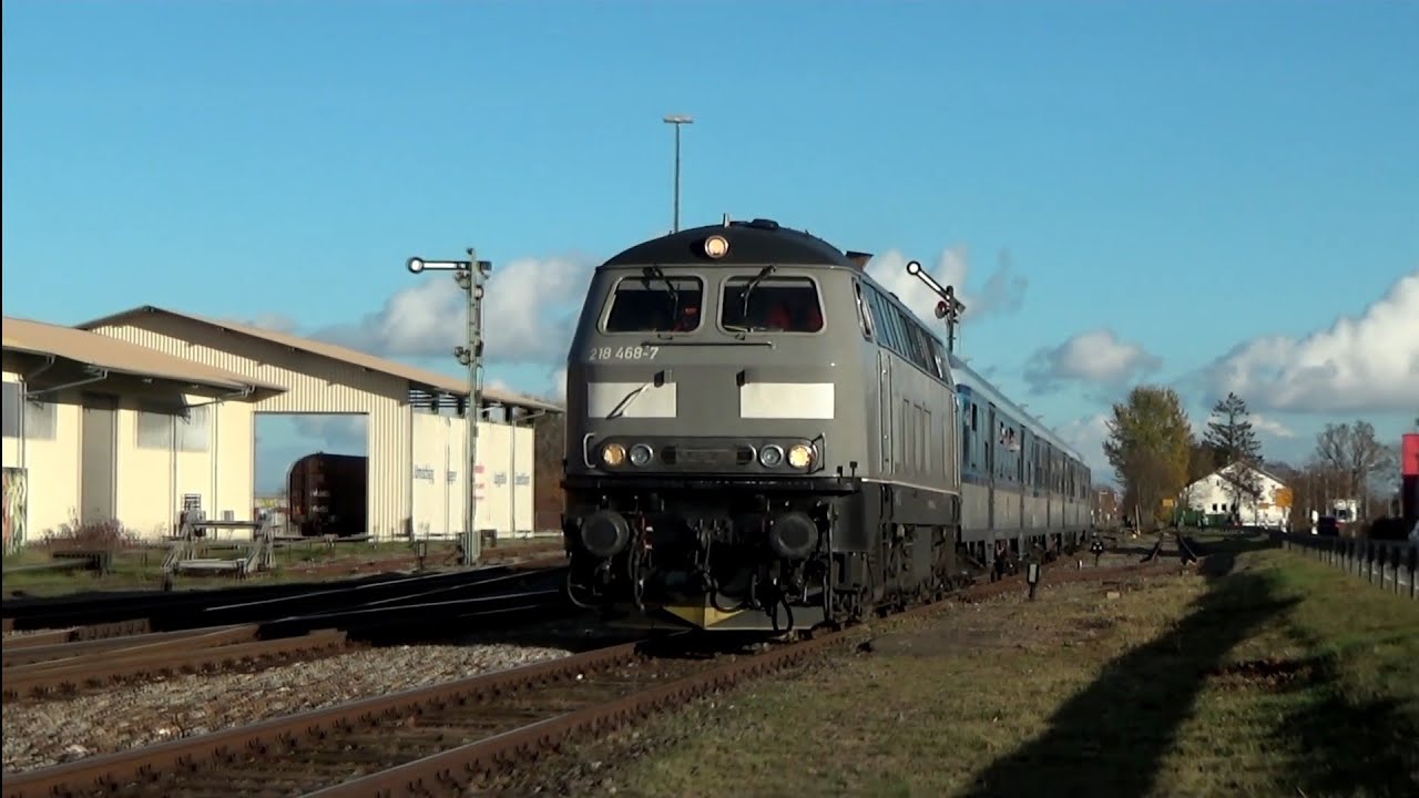 NeSa 218 468 mit Weihnachtsmarkt Sonderzug zwischen Mengen und Radolfzell