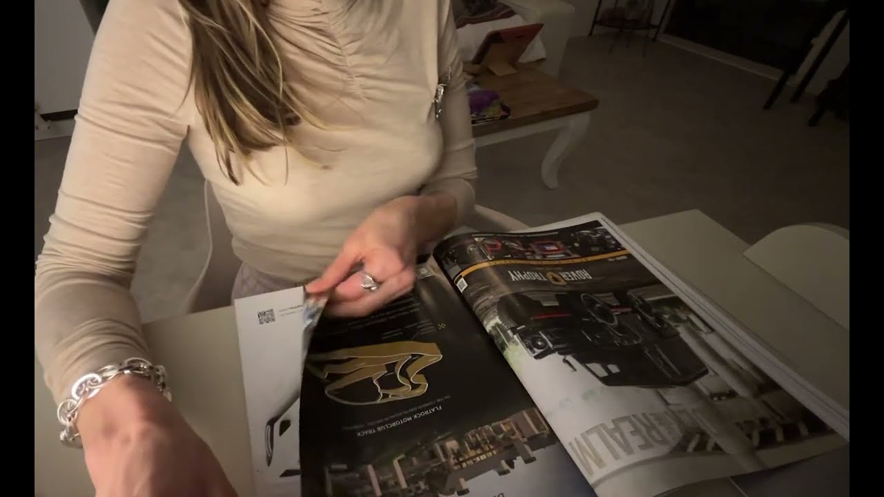 ASMR Page Turning Squeezing Medium & Fast, Chewing Gum