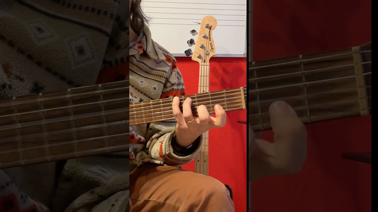 Instrumental fingerstyle guitar versi of Everybody Wants to Rule the World by Tears for Fears.