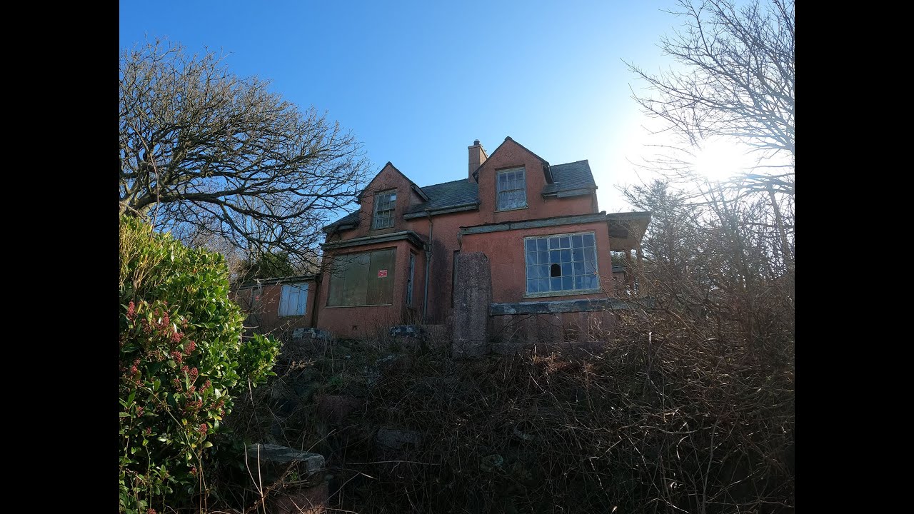 Abandoned Hoarders House - WALES
