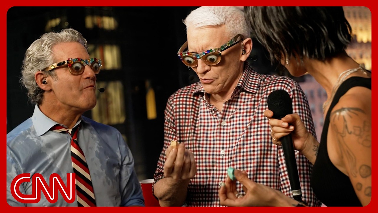 Andy & Anderson try to identify food blindfolded&mdash;it doesn&rsquo;t go well