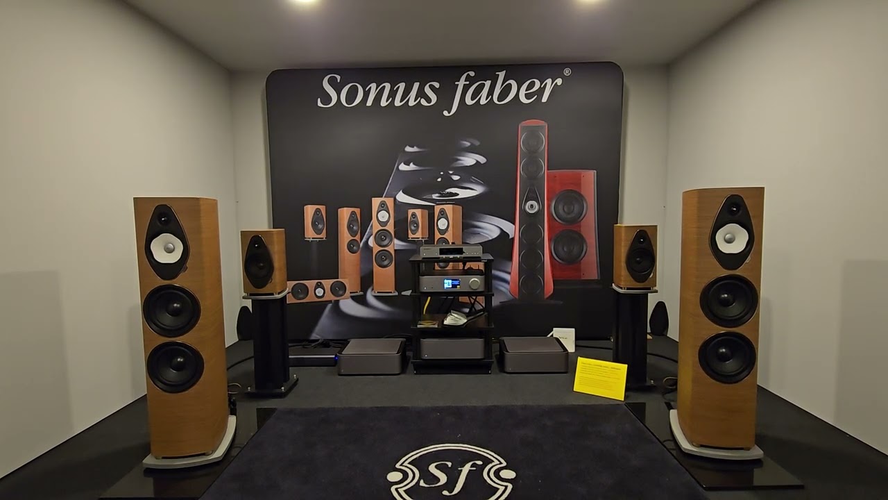 Sonus Faber, Cambridge Audio and Audioquest Playing Great Jennifer Warnes Track