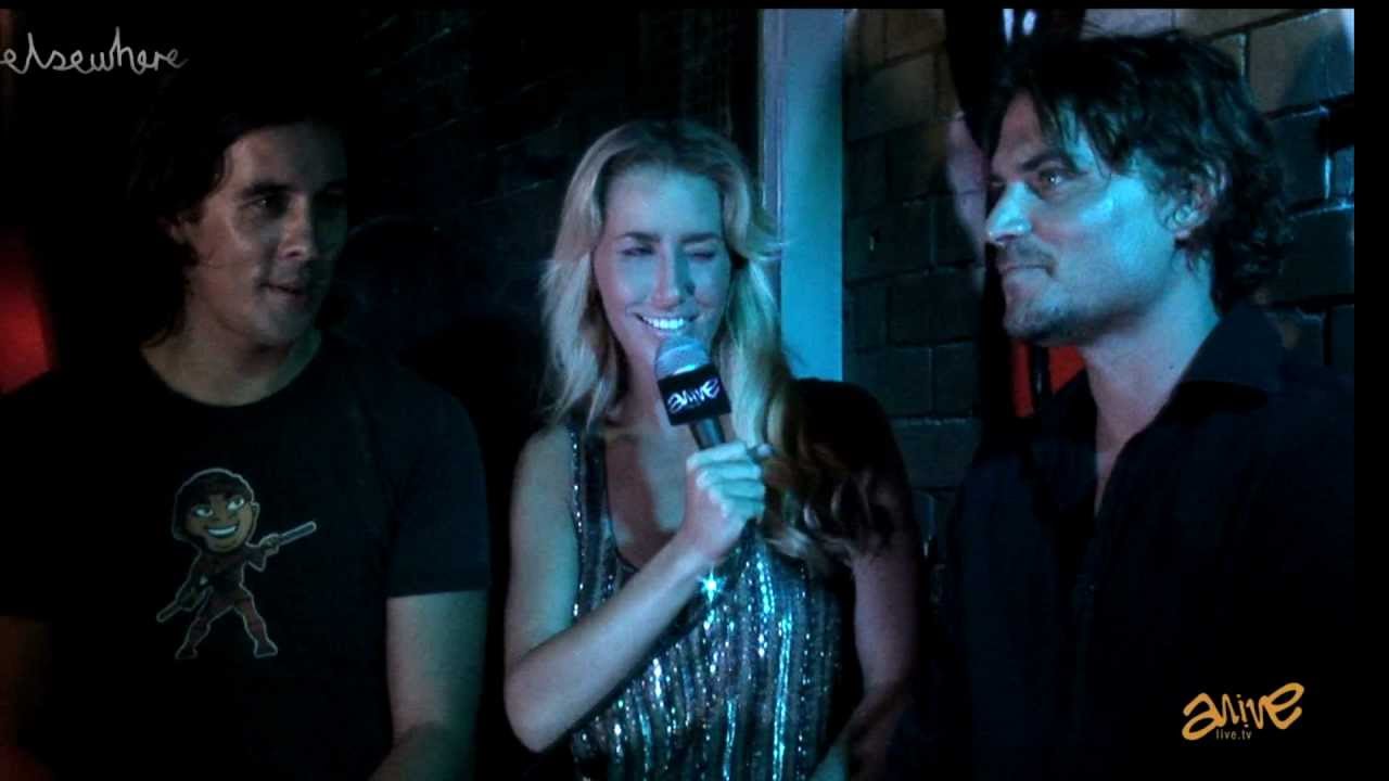 Alive TV records Taylor live from elsewhere bar_december 22nd 2011.mov