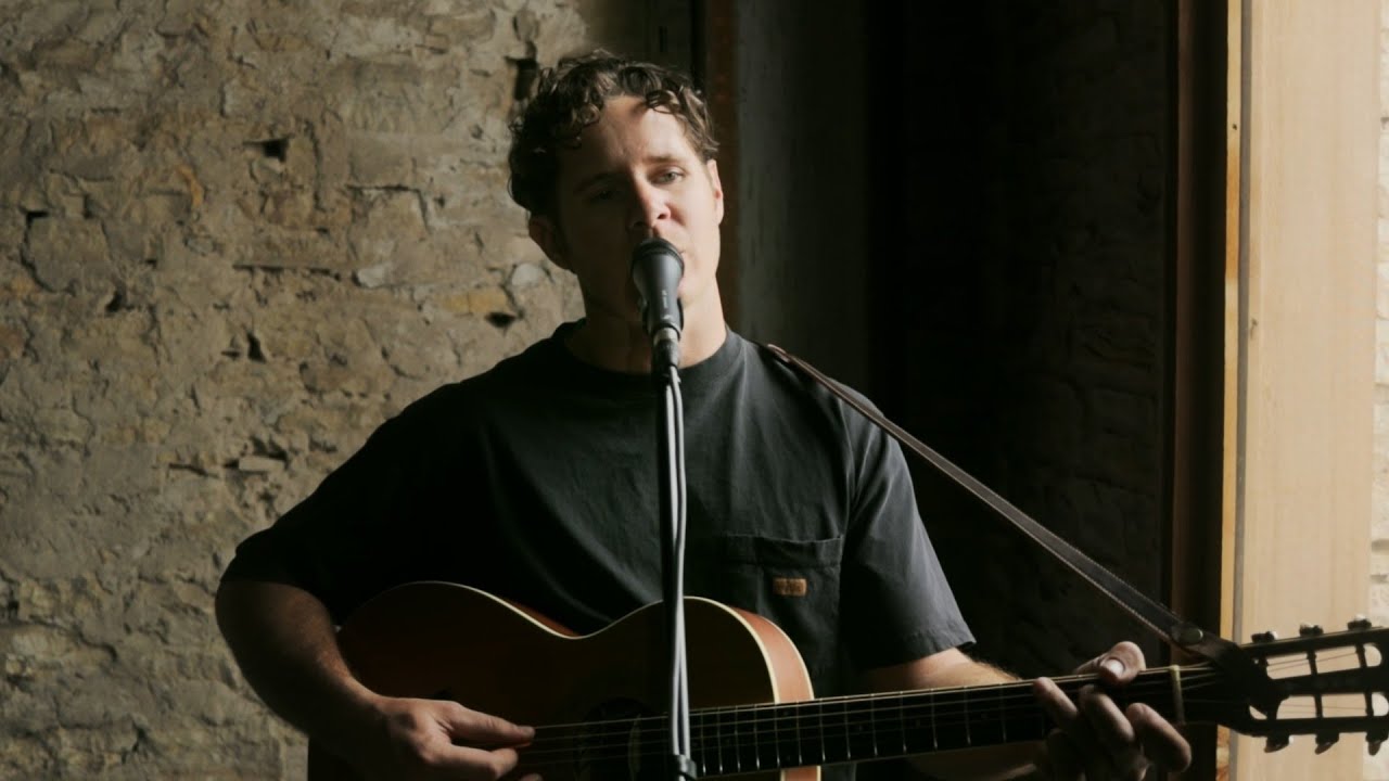 Dustin Brown - River Road - Acoustic