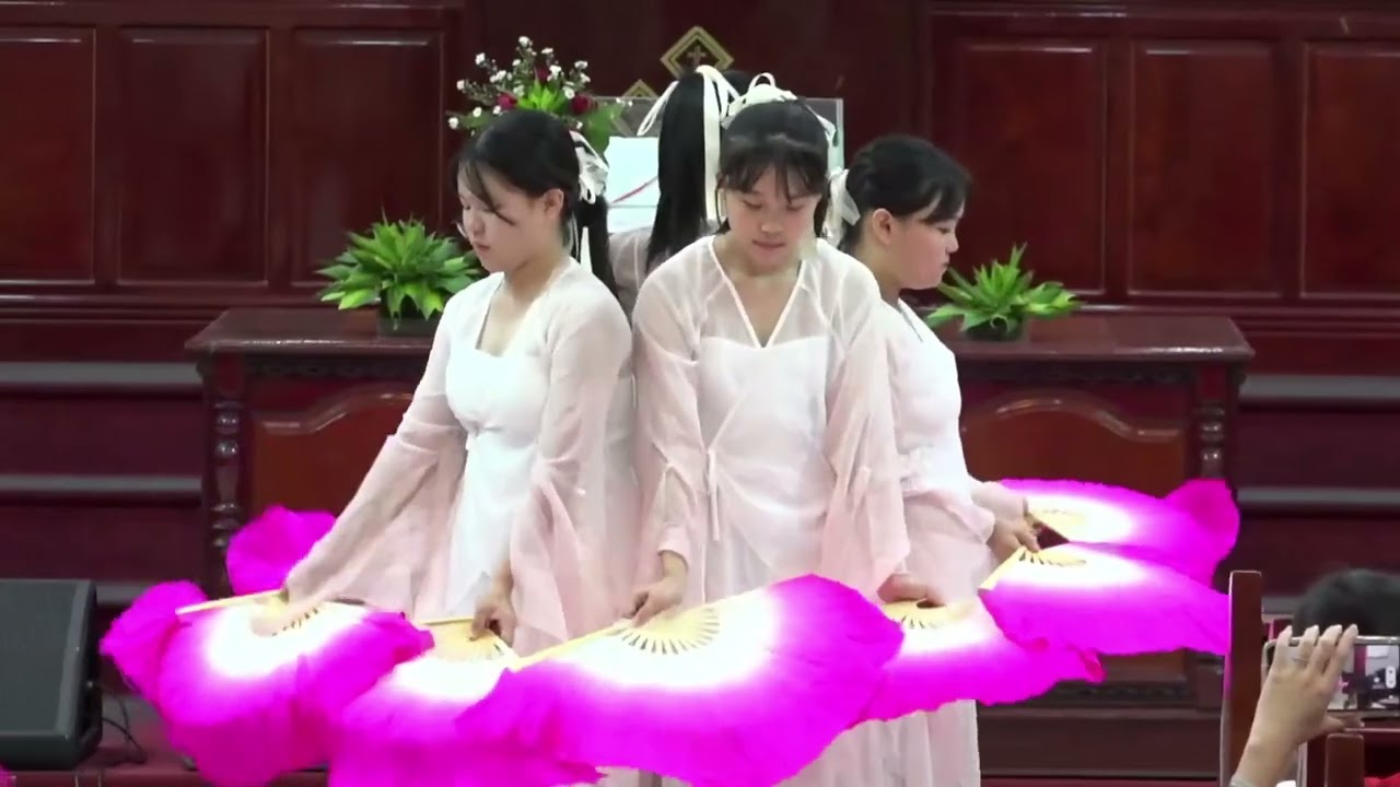 M&uacute;a 花も(Flowers) - Korea