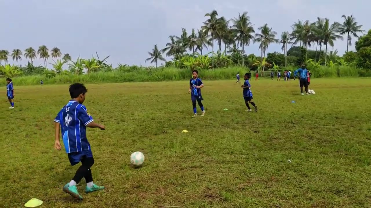 Anak kecil skil dewa (Academy Zof)