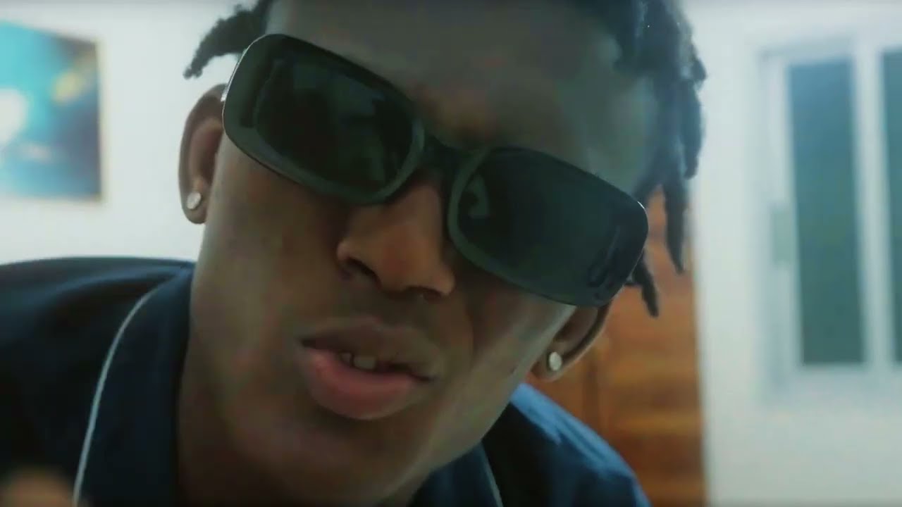 LOCA - BEST LIFE (CLIP OFFICIEL)