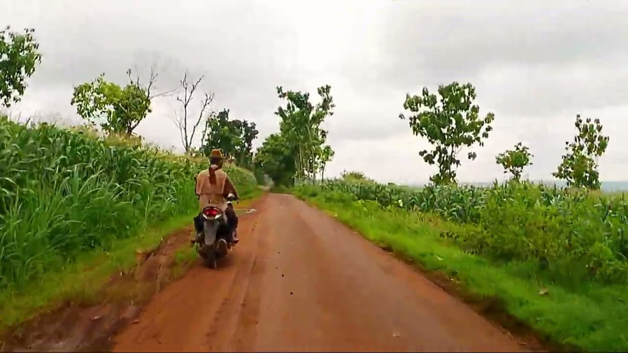 Relaxing Ride Through a Quiet Village on a Cloudy Day | Indonesia POV 