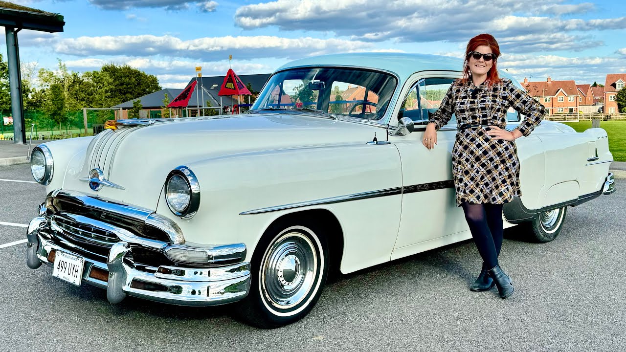 Pontiac Star Chief 1954 года — потрясающий американский классический автомобиль 50-х годов