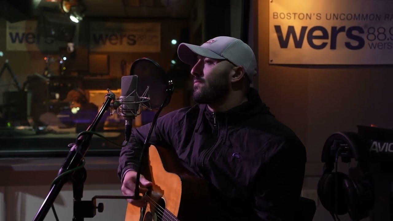 Steve Dennis - Wicked Local Wednesday: LIVE in Studio 889