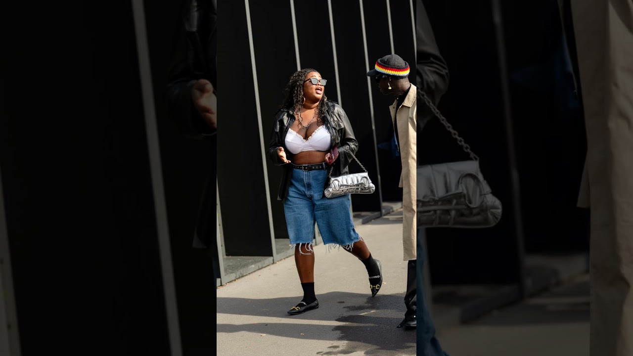 Designer bags at The Real Real vs. in real life street style  #fashion #streetstyle