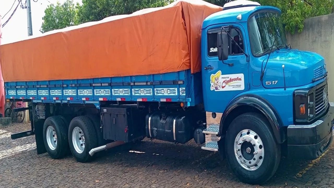 CAMINHÕES MERCEDES À VENDA 88 A PARTIR DE 36 MIL