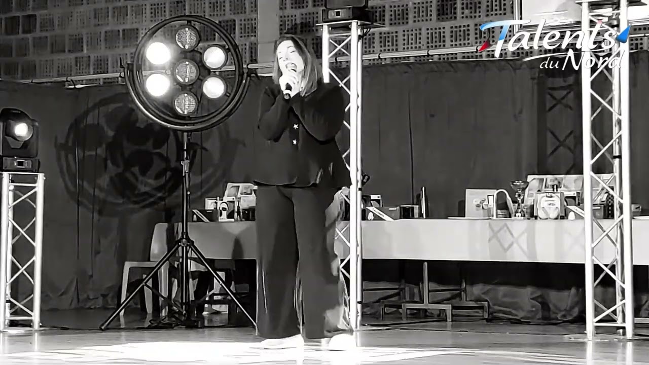 Aurélie - I' LL Stand By You - The Pretenders - Version Cover «Version Reprise» Noir & Blanc