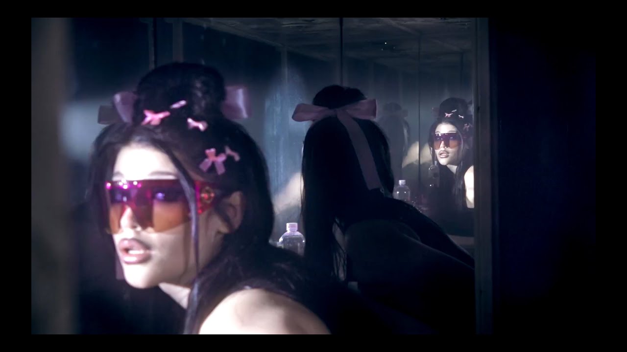 HELLOLOLA, RIXXIA - QUILOMBERA (VIDEO OFICIAL)