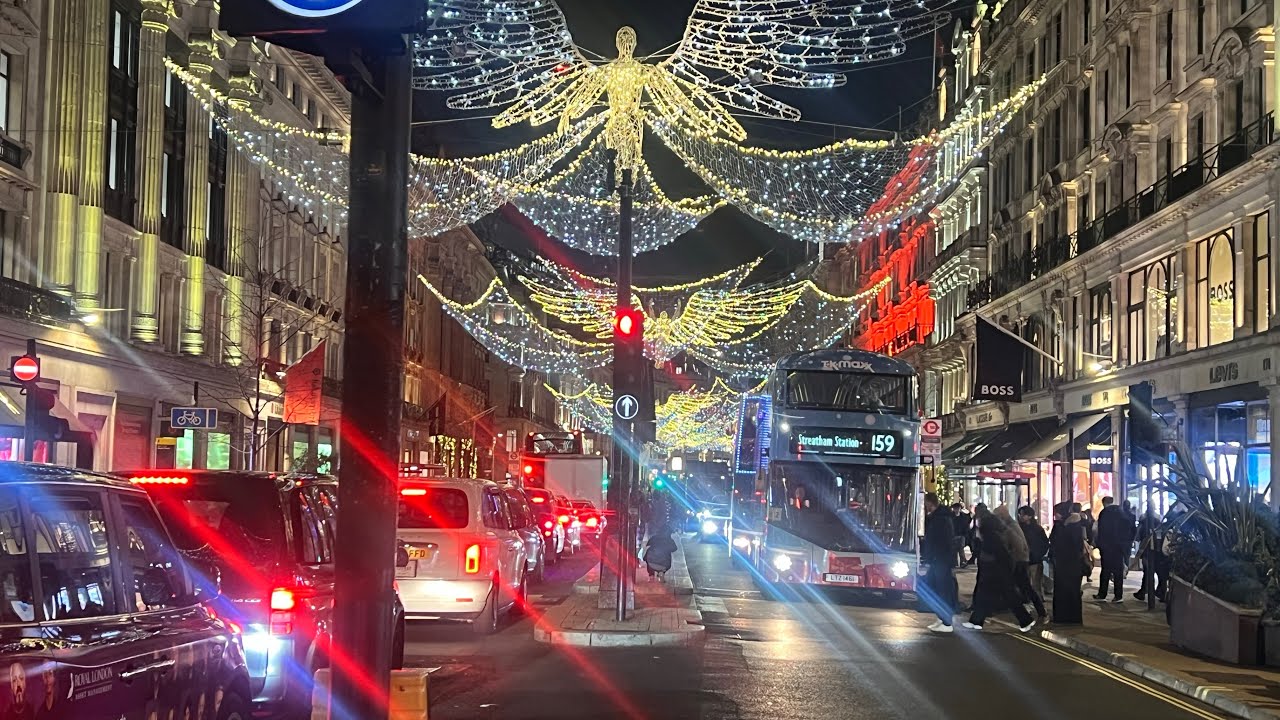 Christmas in London Piccadilly Circus/ Regent Street 2025