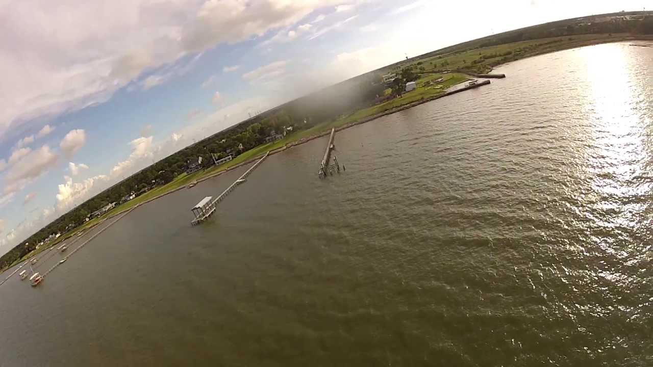 Fying rc plane from motorboat + crash into water! gopro onboard