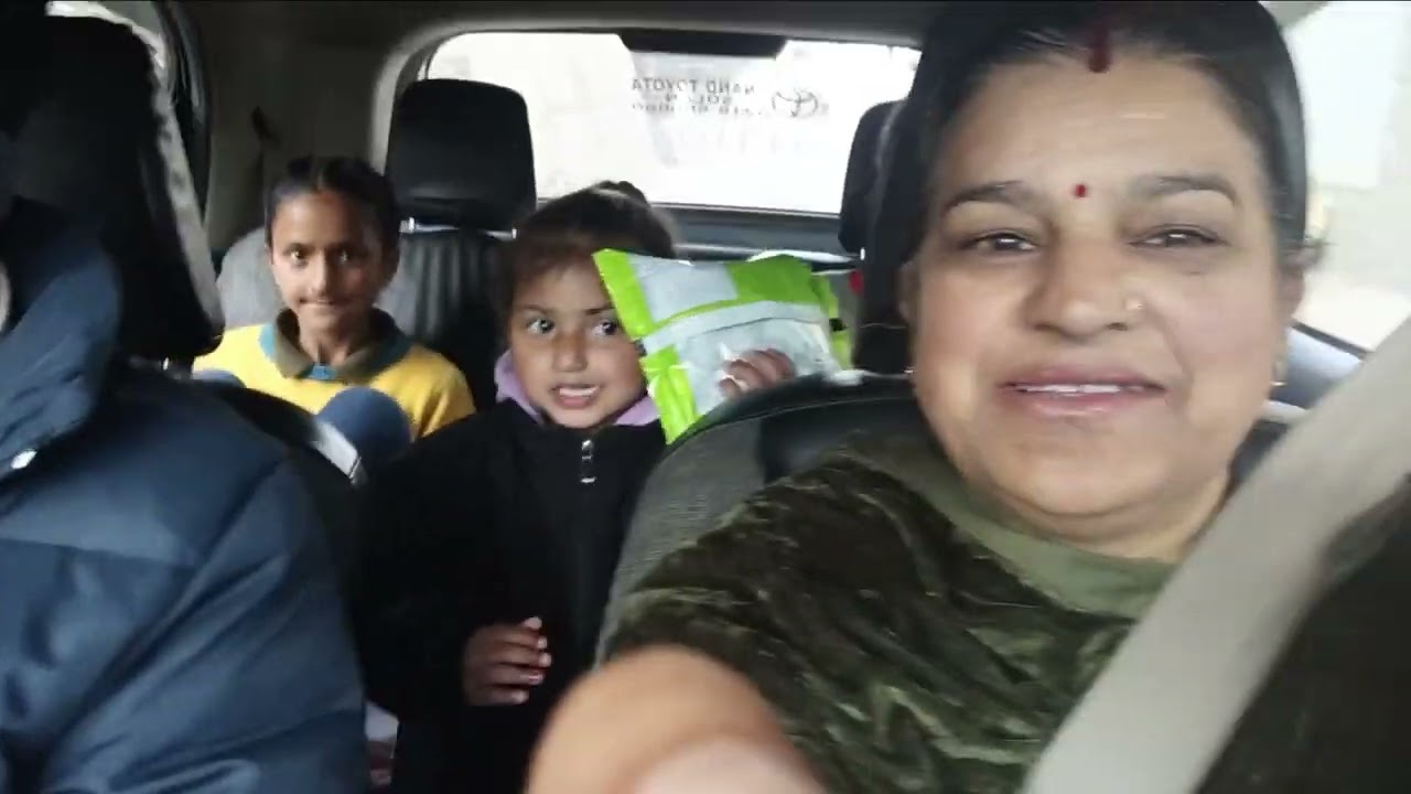 Village tour//himachalvillagelife//familyVlog//pahadi//shimla 