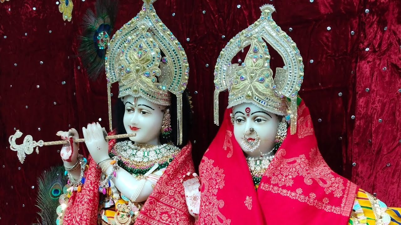 Shyama pyari Kunj Bihari.....