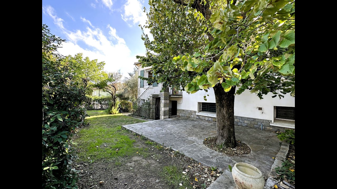 Maison Carcassonne 142 m² - 4 chambres - jardin - garage