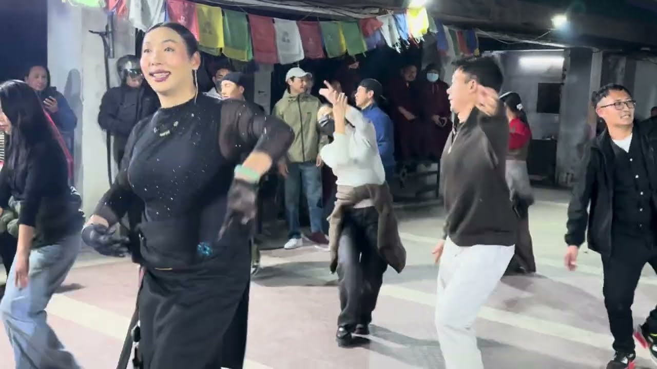 རྡ་སའི་ས་དཀར་སྒོར་གཞས། Dhasa Sakar Gorshey #tibetangorshey #sakar #lastfridayofmonth