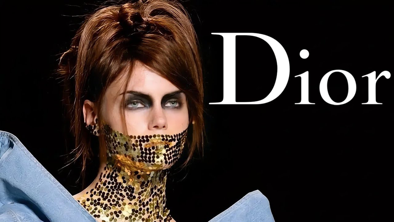 DIOR Fall/Winter 2002 Haute Couture (AP Archive)