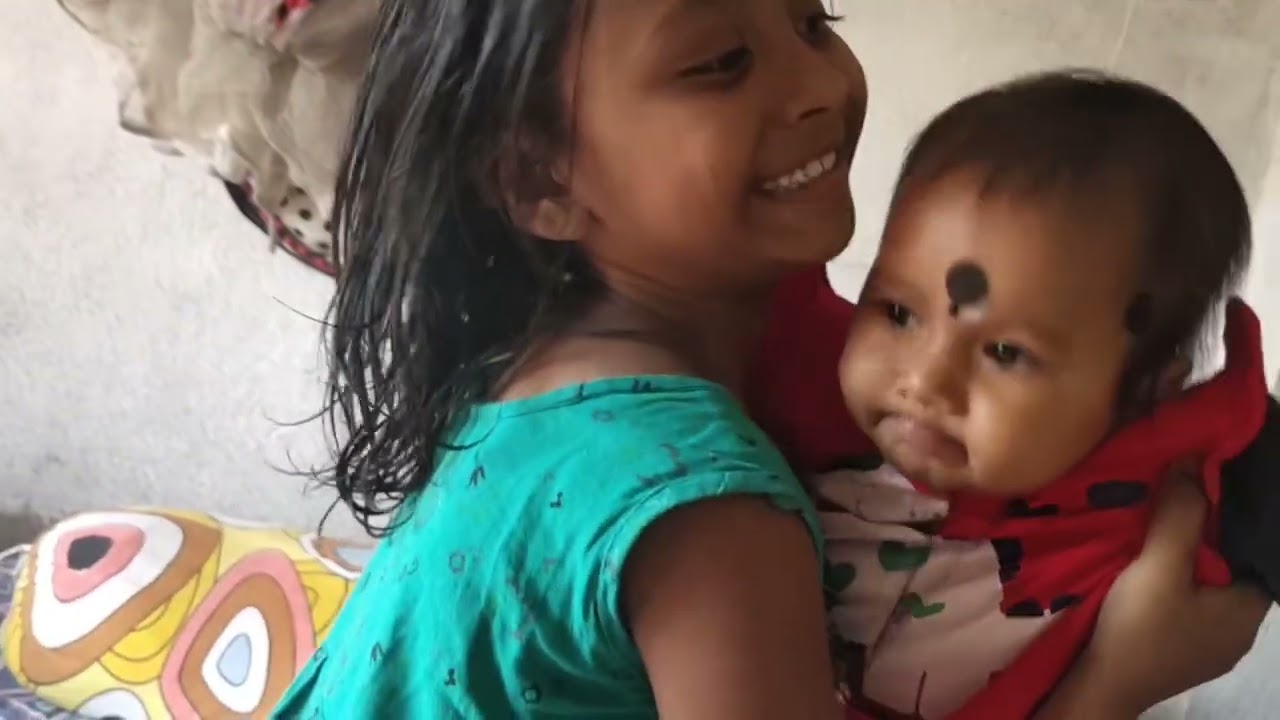 আজ আমাদের বাড়িতে কে এলো।