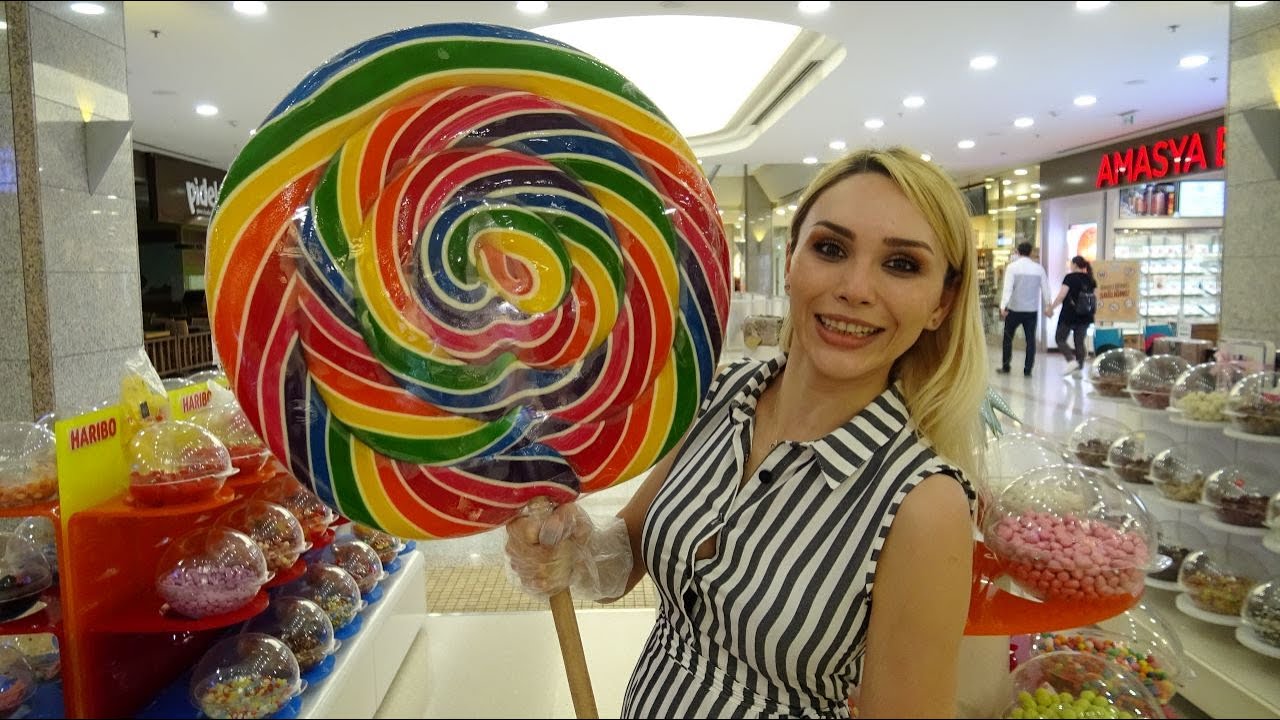 Lina'ya Sürpriz Jelibon Alışverişi! 20 Kg'lık Dev Lolipop Bulduk | Rukiye Çetinkaya